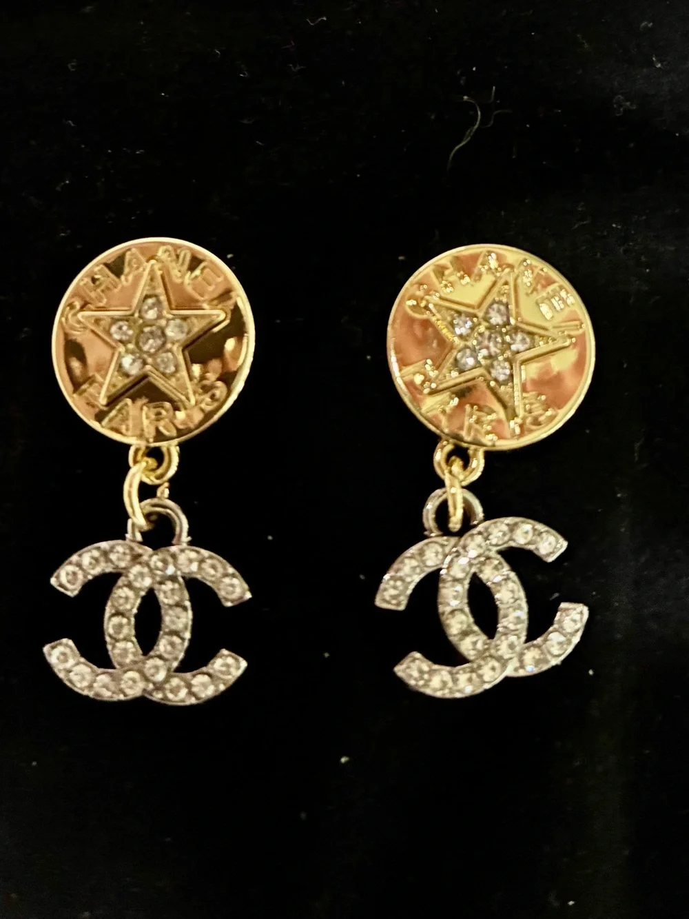 ChaneI. Star ⭐️ Dangle Logo Gold - Tone Earrings For pierced Ears